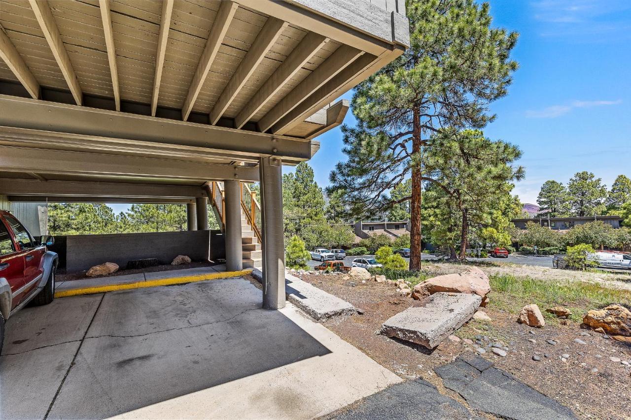 Delightful 1 Bdrm Country Club Retreat With Mt Elden Views! *